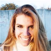 Soy profesora de inglés con cualificación específica para impartir inglés a niños, adolescentes y adultos. He tenido un grado de éxito del 100% en la preparación de exámenes de Cambridge, Trinity y Aptis. Tengo amplia experiencia impartiendo clases a grup